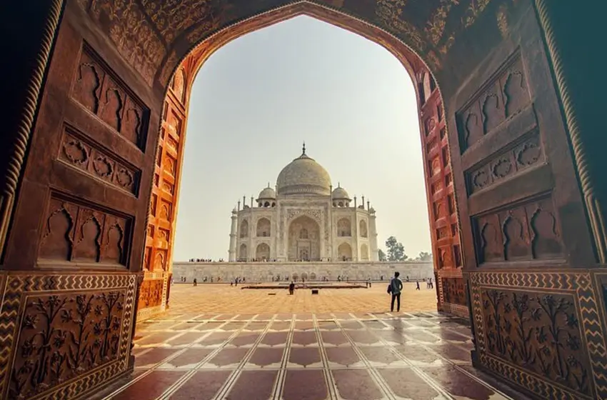 Why the Taj Mahal Is One of the Seven Wonders of the World