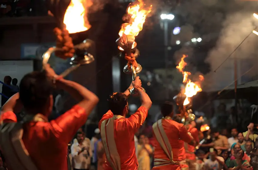 Varanasi Spiritual Tour Cost | Ganga Aarti, Boat Ride & Private Car