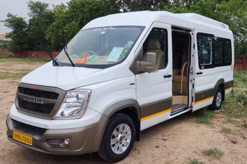 8-15 Seater Force Urbania