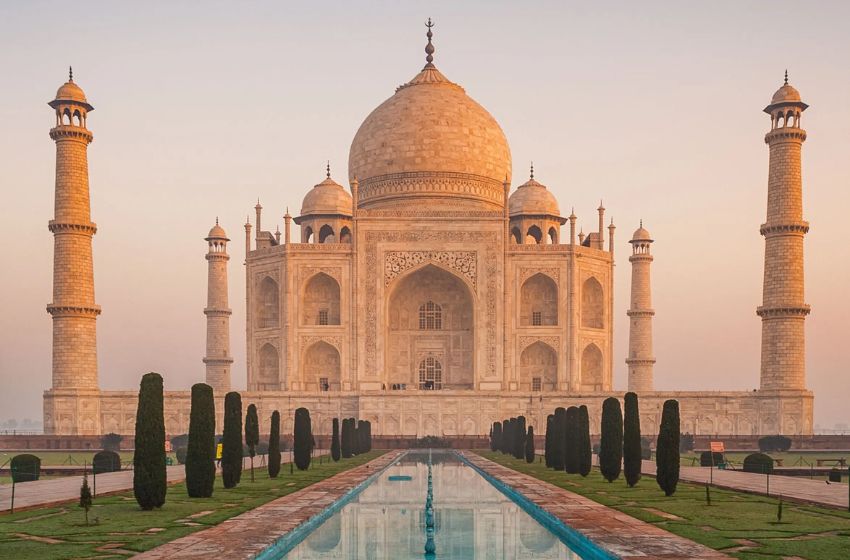 India's Finest: Taj Mahal, Tigers & Royal Palaces – 11 Days Luxury India Tour