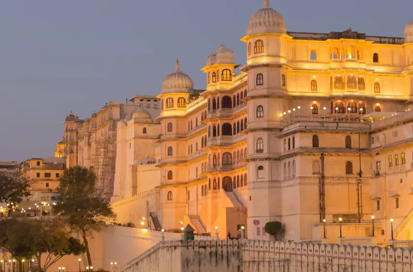 Golden Triangle Tours | Delhi Agra Jaipur Tour Packages with Car and Driver